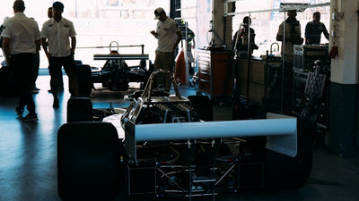 "Agents là SaaS mới" — Ranking các Vibe Coding App 2026: Cursor vs Claude Code vs Lovable